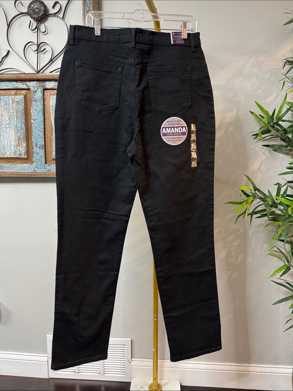Gloria Vanderbilt Black Amanda Stretch Chinos jeans slimming NWT 14L